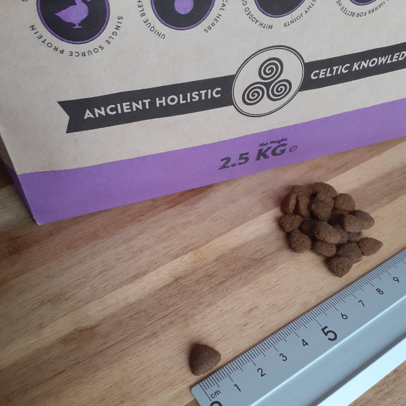 鴨肉鵪鶉野雞無穀物防敏全貓糧